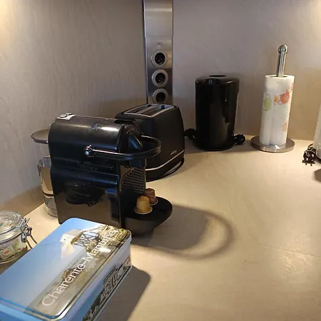 2 Pieces Terrasse Proche Апартаменти Сен-Рафаель