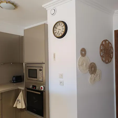 Apartment 2 Pieces Terrasse Proche *